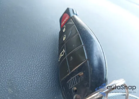 2011 Dodge Challenger z USA, uszkodzony, nr VIN 2B3CJ4DG6BH542115